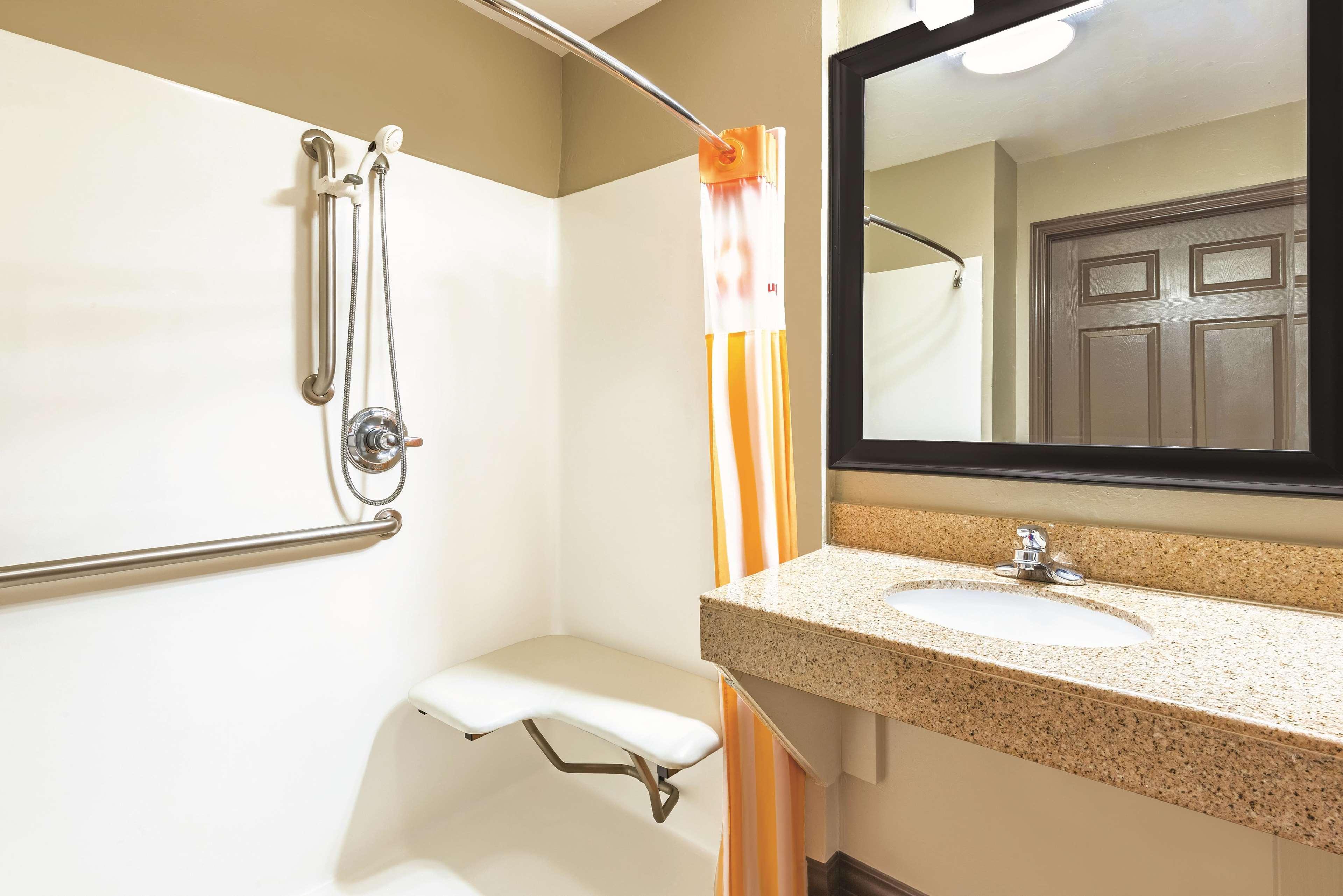 La Quinta By Wyndham Oklahoma City - Moore Exterior photo
