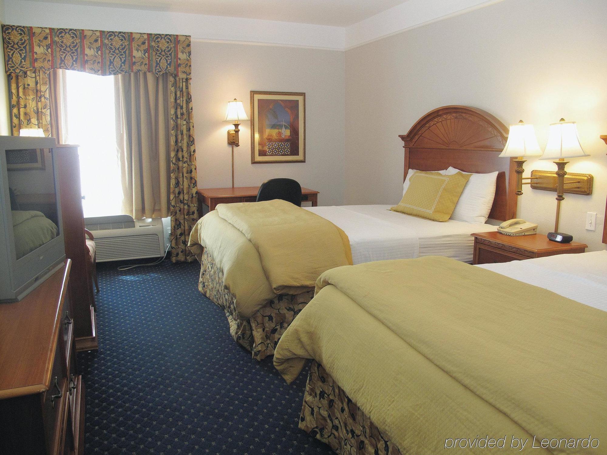 La Quinta By Wyndham Oklahoma City - Moore Room photo